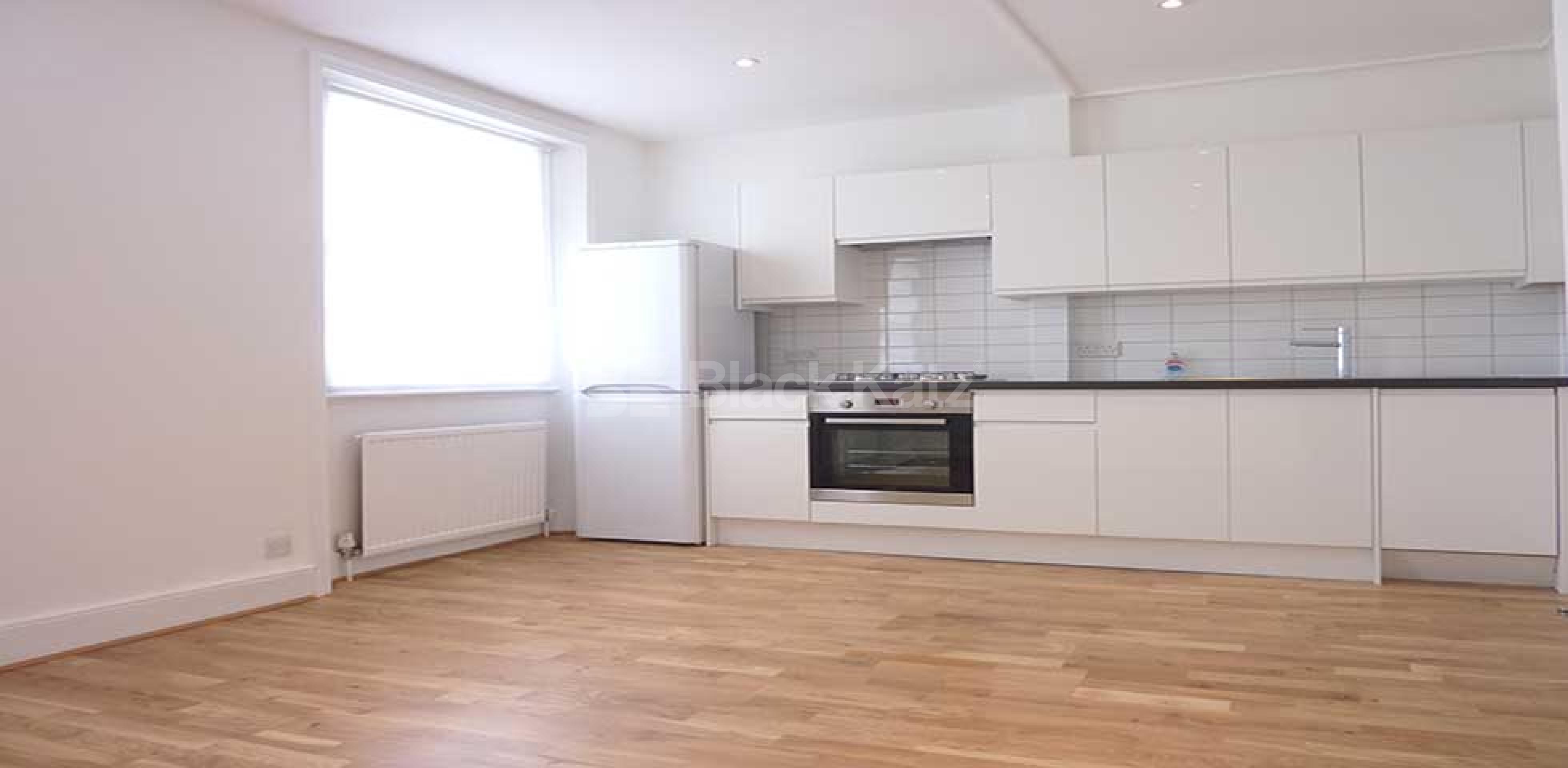 			4 BED/ 2BATH! , 4 Bedroom, 1 bath, 1 reception Flat			 Chepstow Road, BAYSWATER  W2